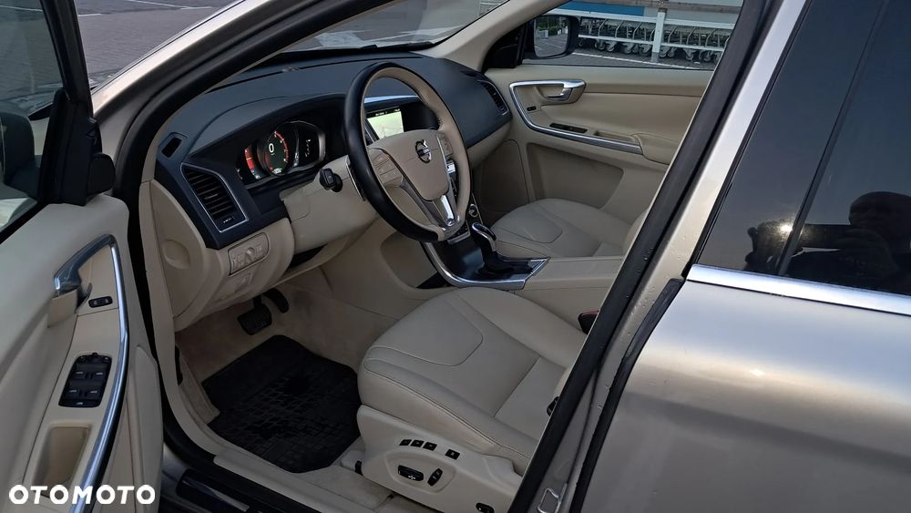 Volvo XC 60 T6 Geartronic Momentum - 8
