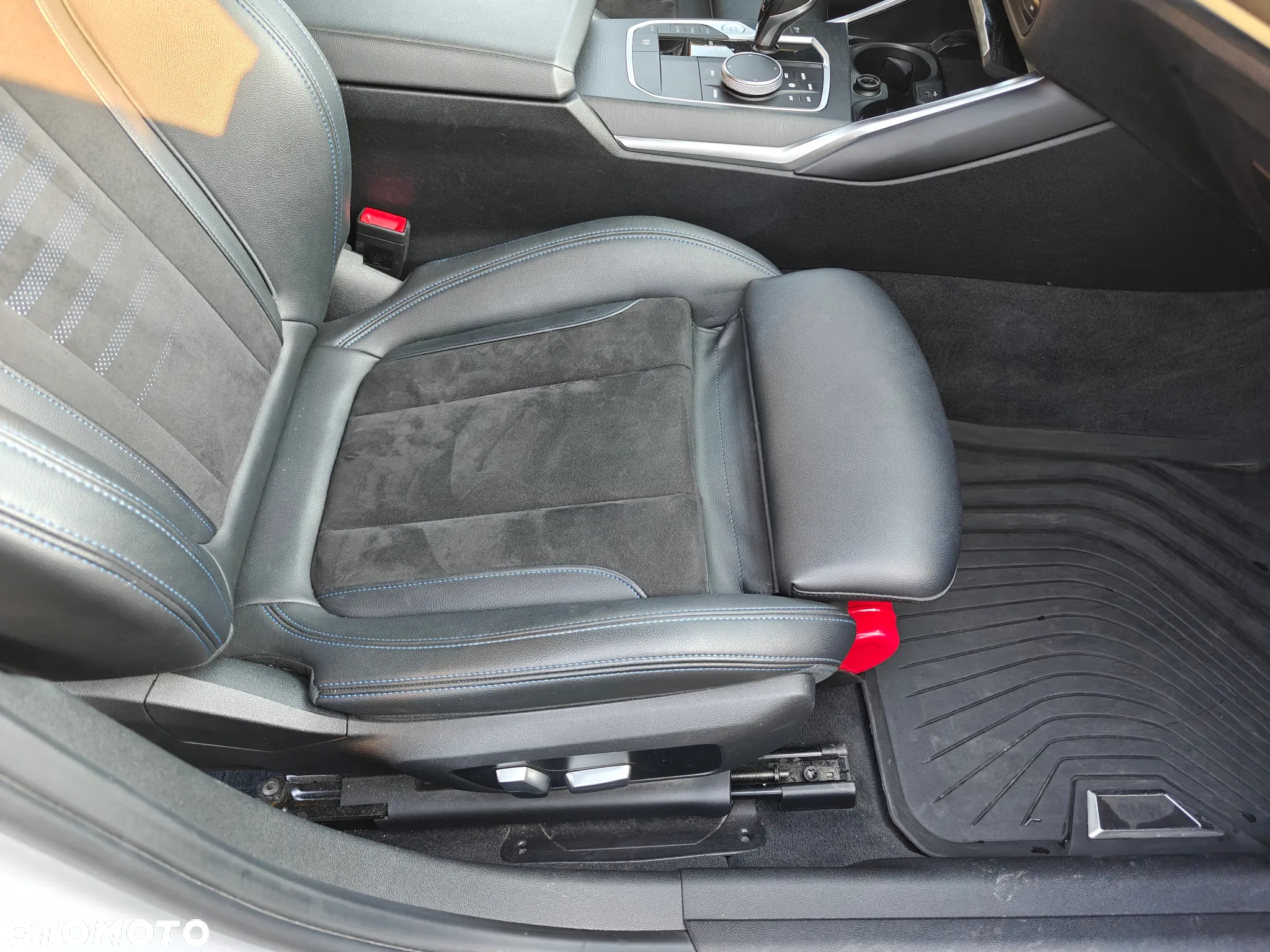 BMW Seria 3 330e M Sport sport - 15