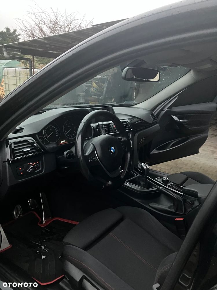 BMW Seria 3 316d Sport Line - 11
