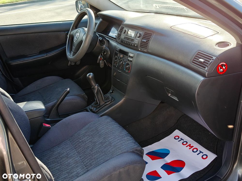 Toyota Corolla 1.4 Terra3 - 15