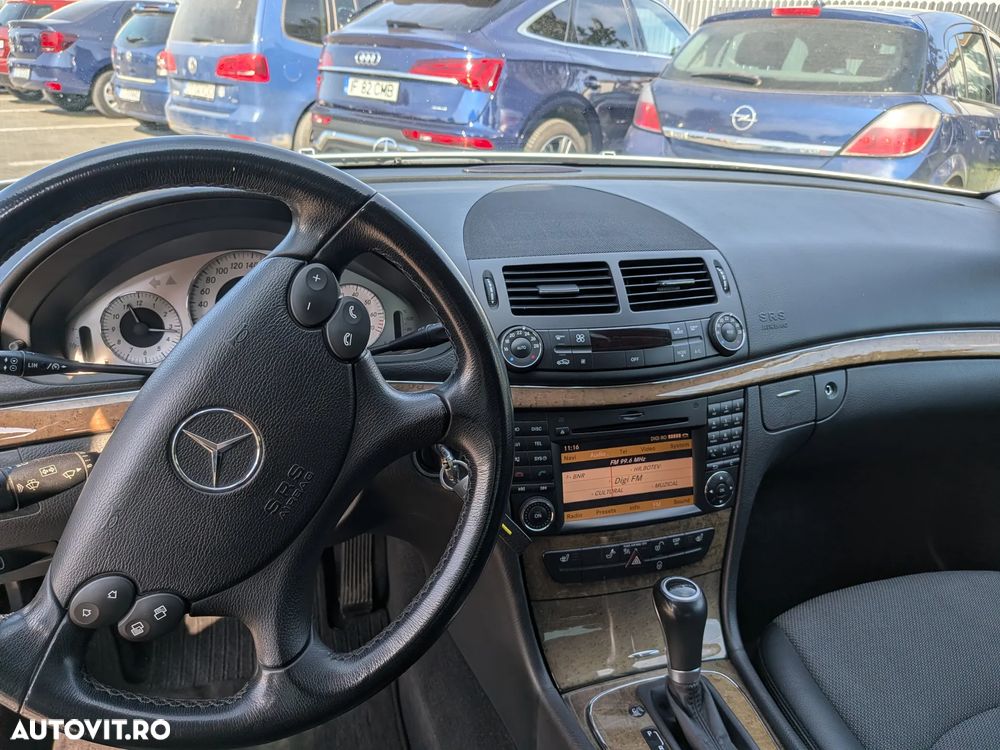 Mercedes-Benz E - 19