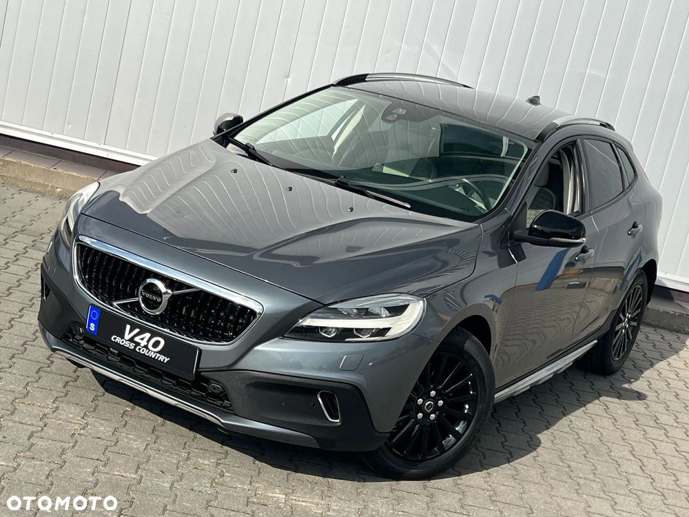 Volvo V40 Cross Country D3 Momentum - 8