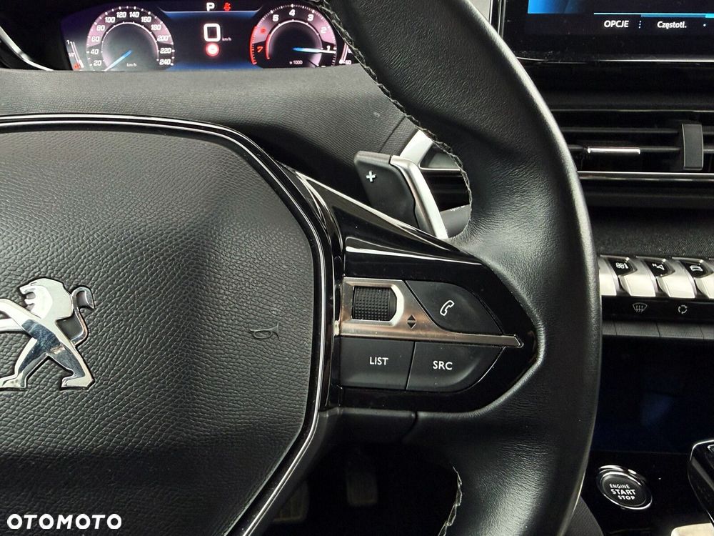 Peugeot 5008 1.2 PureTech Allure S&S EAT8 - 18