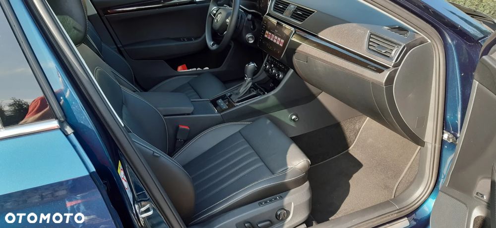 Skoda Superb 2.0 TSI L&K DSG - 18