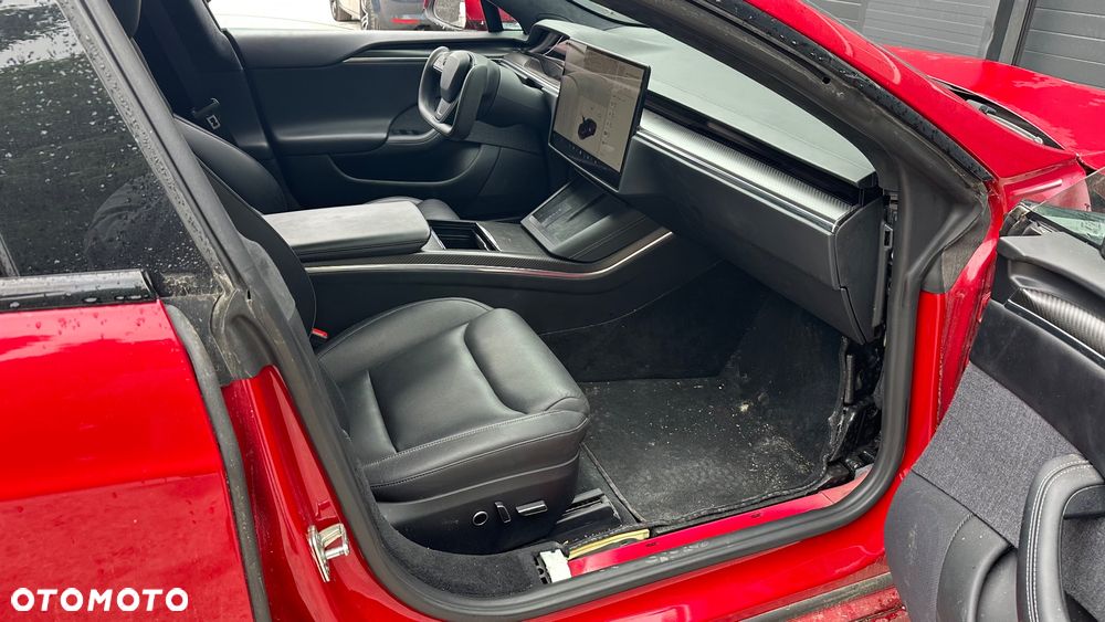 Tesla Model S - 9