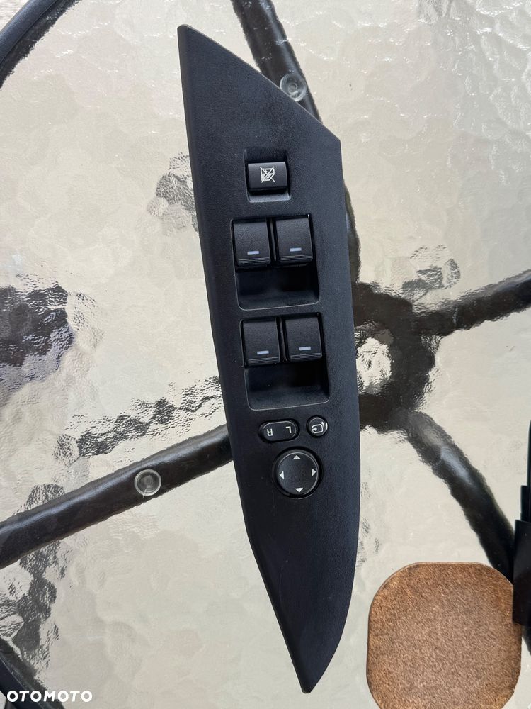 Mazda 3 5 6 koło dojazdowe 16cali T125/70 R16 Mazda 6 GH 2008/2010r kierownica air bag stan b.dobry kierownice Mazda 2 dy de 3 BK bl bp 5 CR CW 6 gg GY GJ cx-5 cx-3  plastiki wloty powietrza lampa tył lewa lub prawa strona Europejska stan b.dobry oryginalna w 100% sprawne oraz inne części - 33