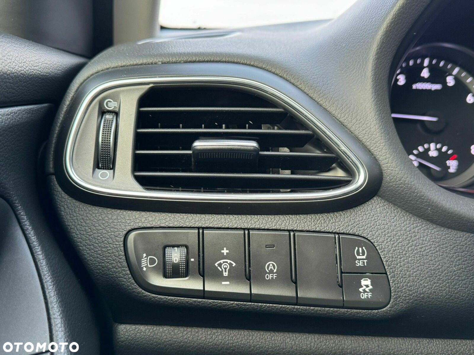 Hyundai i30 1.0 T-GDI Modern - 11