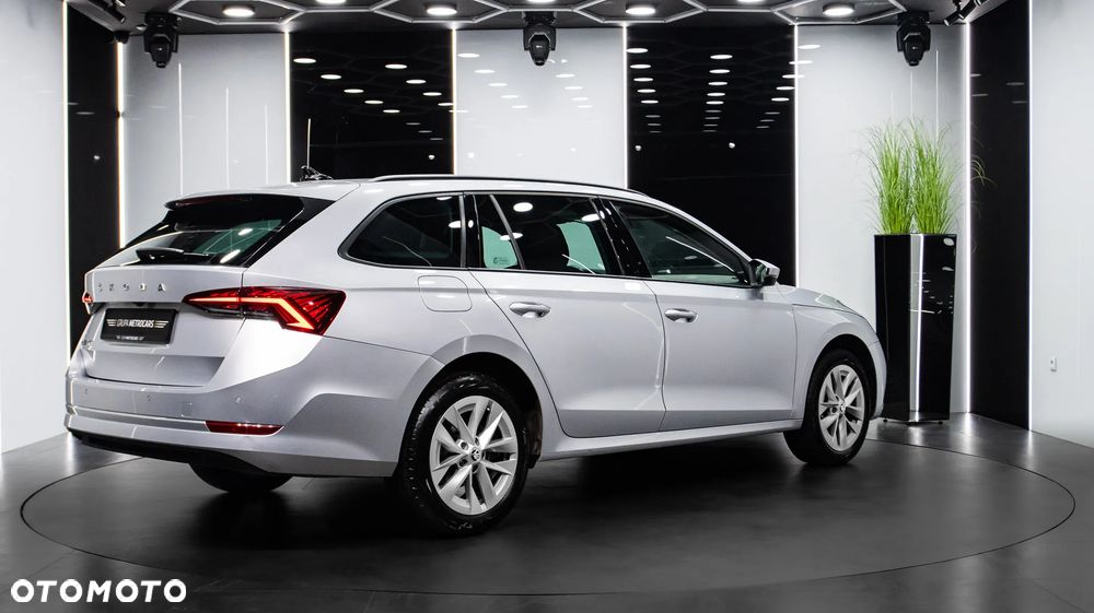 Skoda Octavia 2.0 TDI Ambition DSG - 7