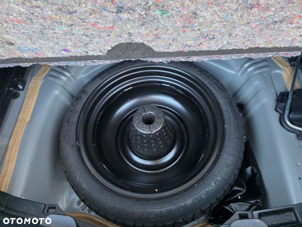 Toyota Yaris 1.0 Luna - 28