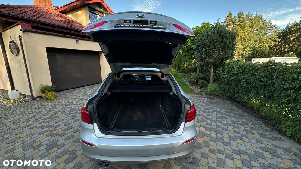 BMW Seria 3 320d Luxury Line - 31