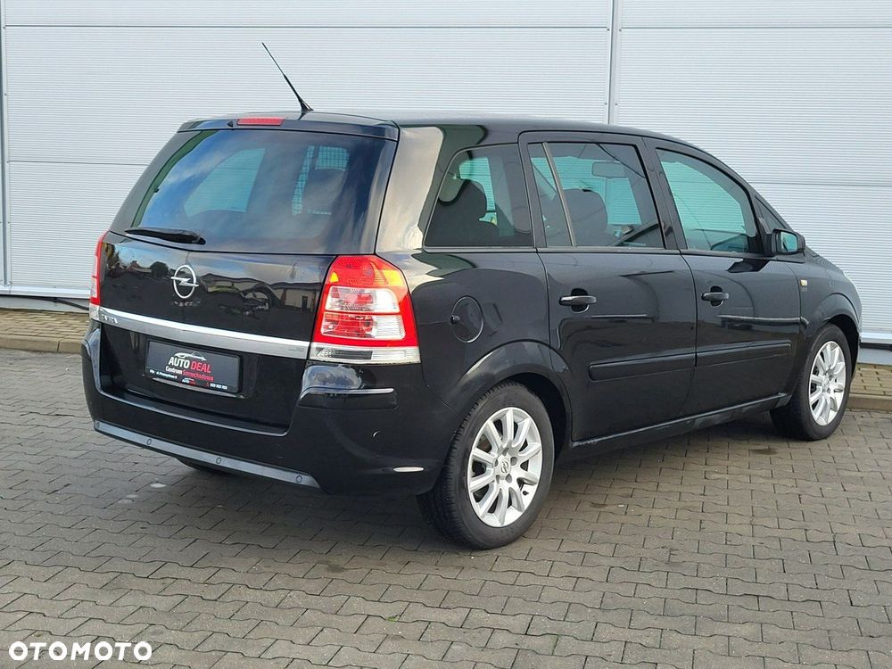 Opel Zafira - 12