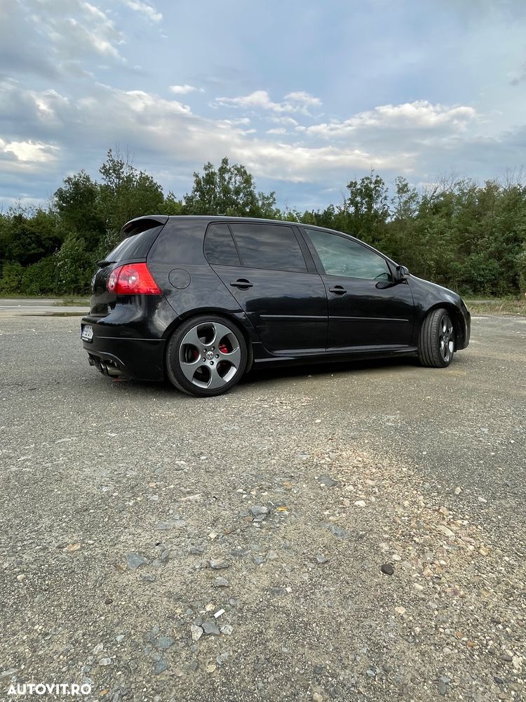 Volkswagen Golf 2.0 GTI - 2