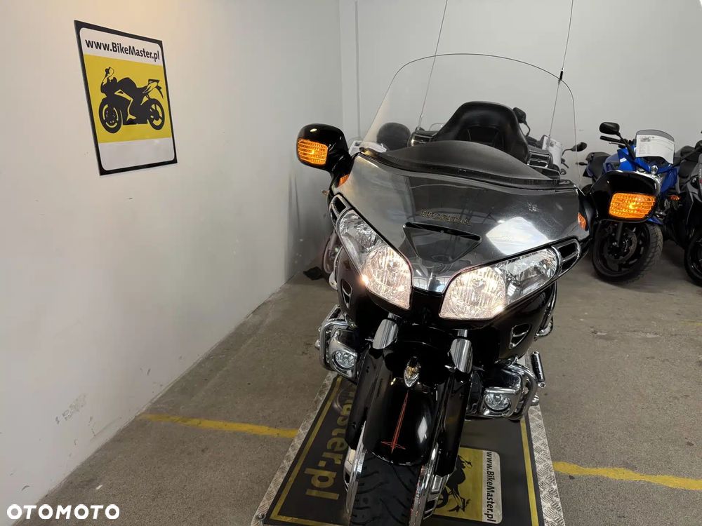Honda GL - 36