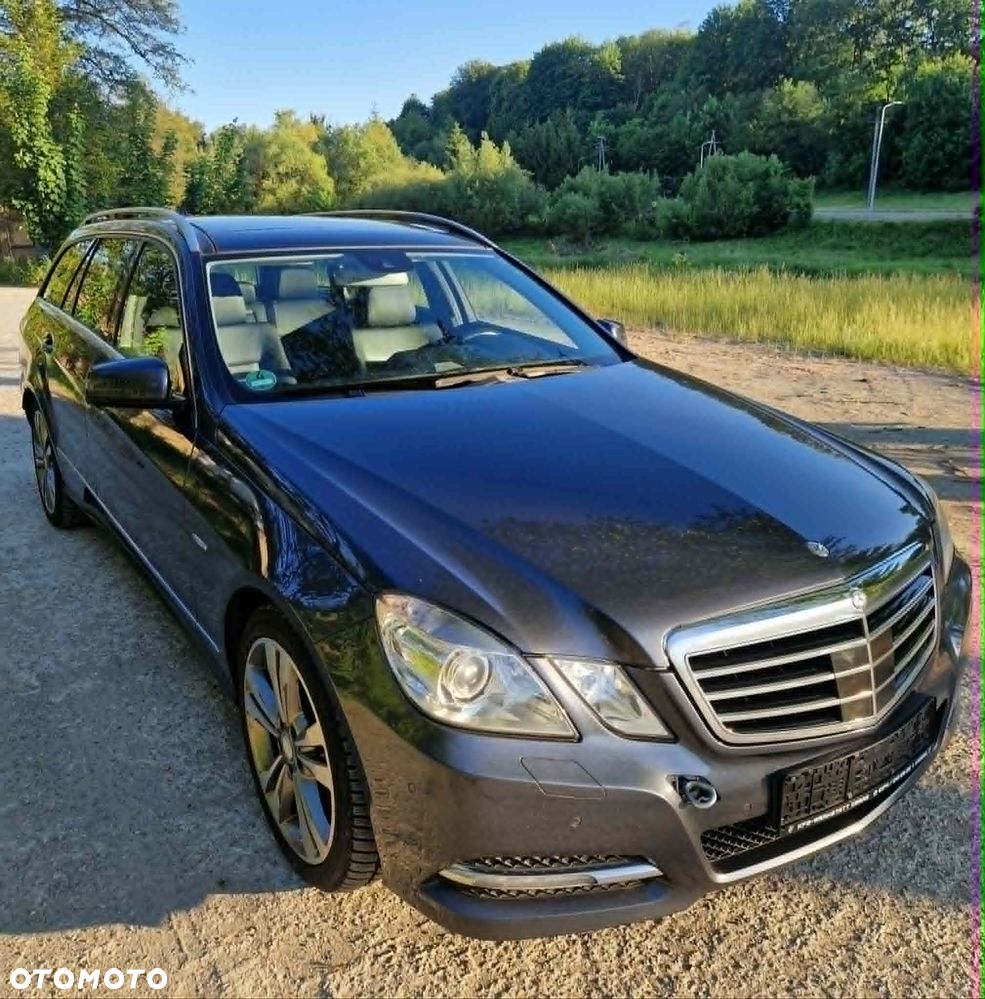 Mercedes-Benz Klasa E 350 CDI DPF 4Matic BlueEFFICIENCY 7G-TRONIC Avantgarde - 12