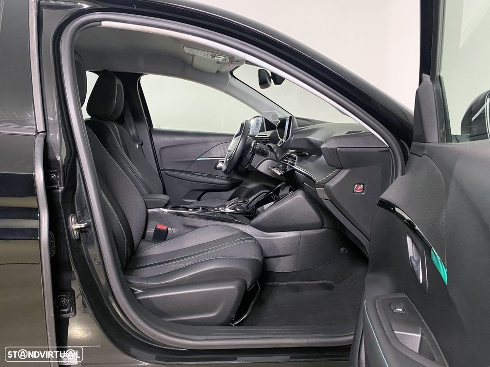 Peugeot 208 1.2 PureTech Allure EAT8 - 14