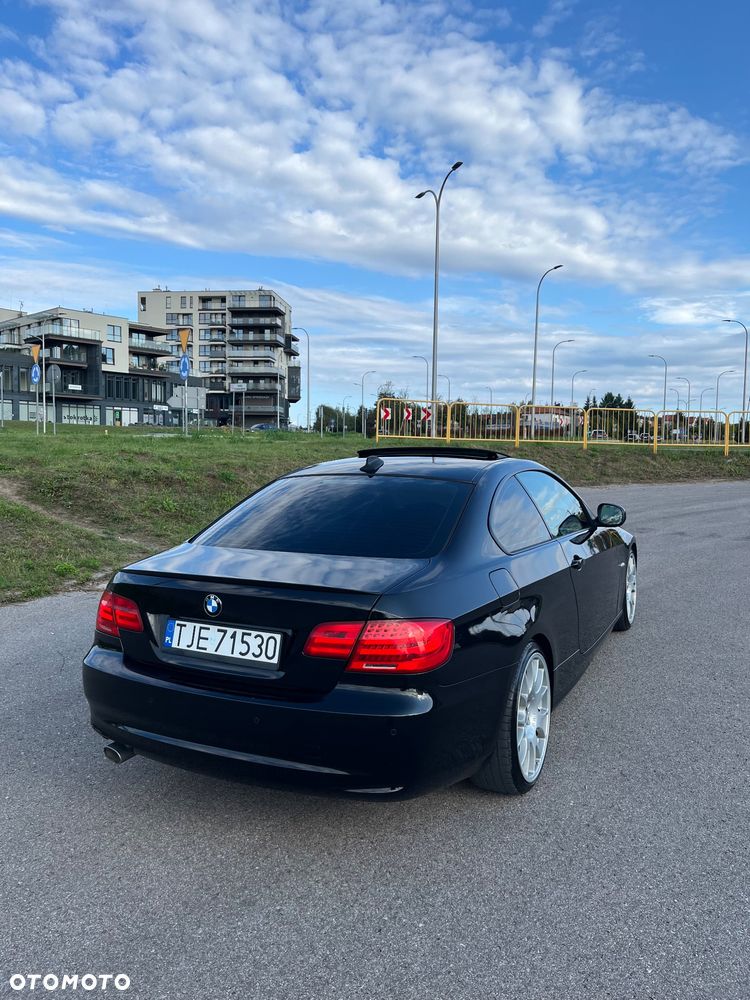 BMW Seria 3 320d - 6