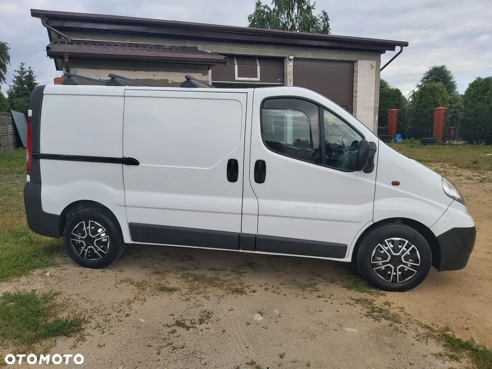 Opel Vivaro - 5