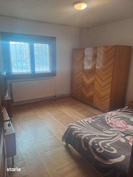 Inchiriere apartament 3 camere Craiova — fotografia 3