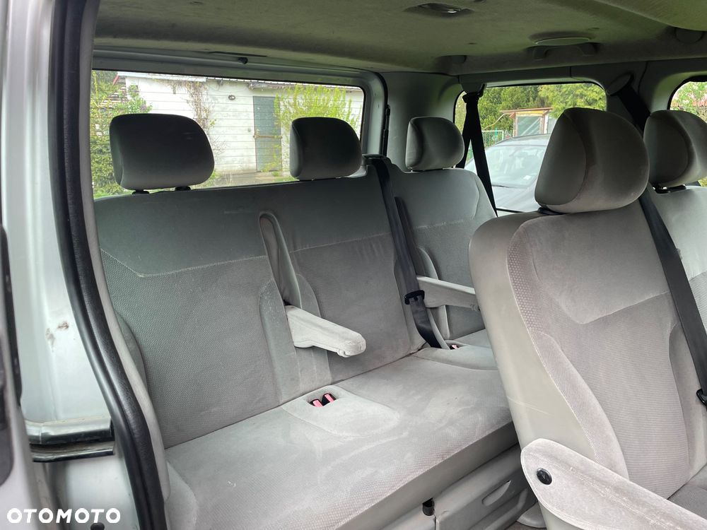 Opel Vivaro - 19
