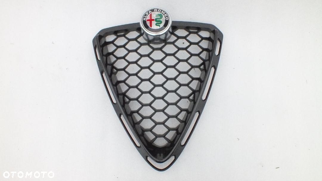 Atrapa Gril Alfa Romeo Stelvio Veloce - 1