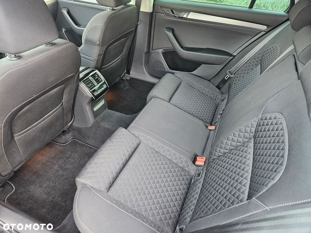 Skoda Superb 2.0 TDI 4x4 DSG Style - 15