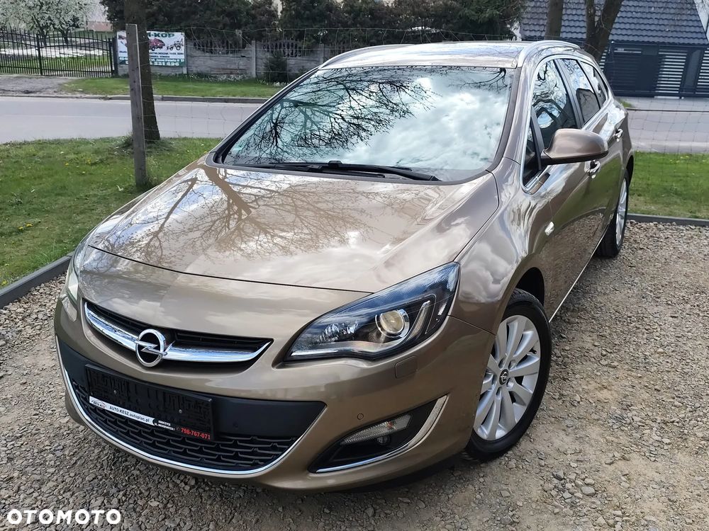 Opel Astra 2.0 CDTI DPF SportsTourer Style - 12