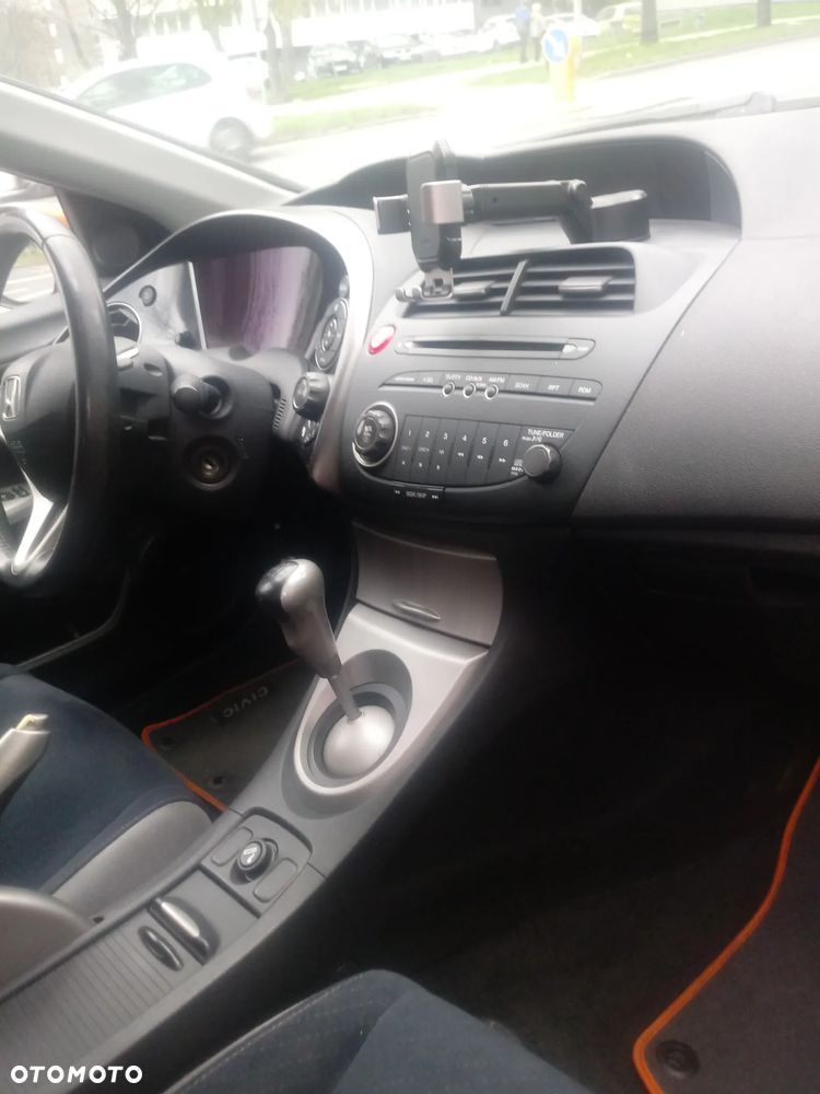 Honda Civic 1.4 Comfort - 27