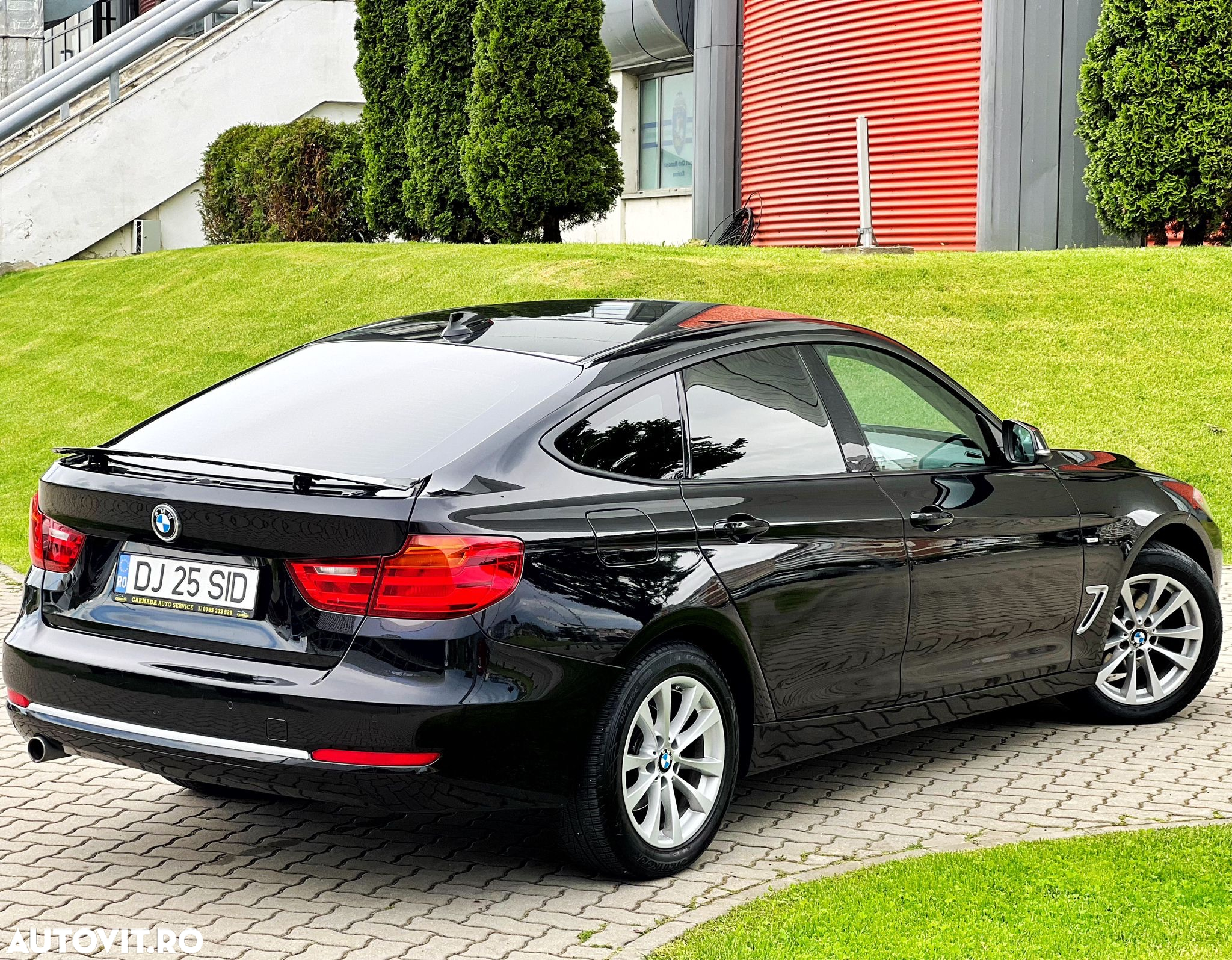 BMW Seria 3 320d xDrive - 4