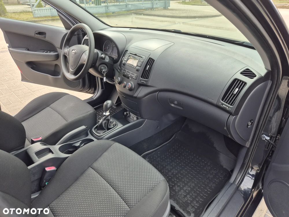 Hyundai i30 1.4 Blue Comfort - 8