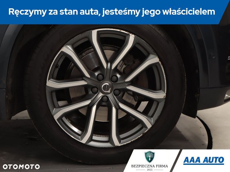 Volvo XC 90 - 16