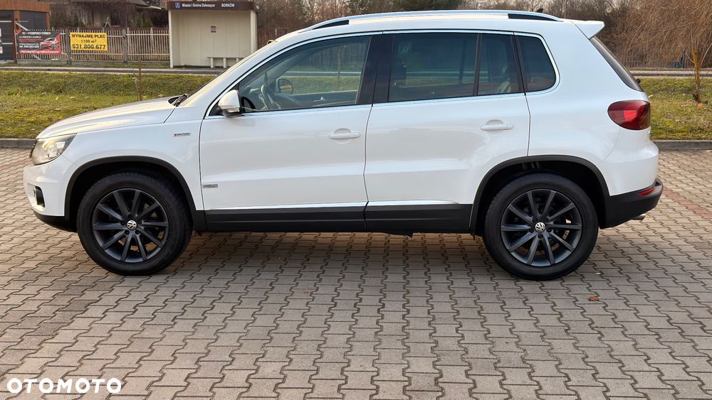 Volkswagen Tiguan 2.0 TDI 4Mot Perfectline R-Style DSG - 12