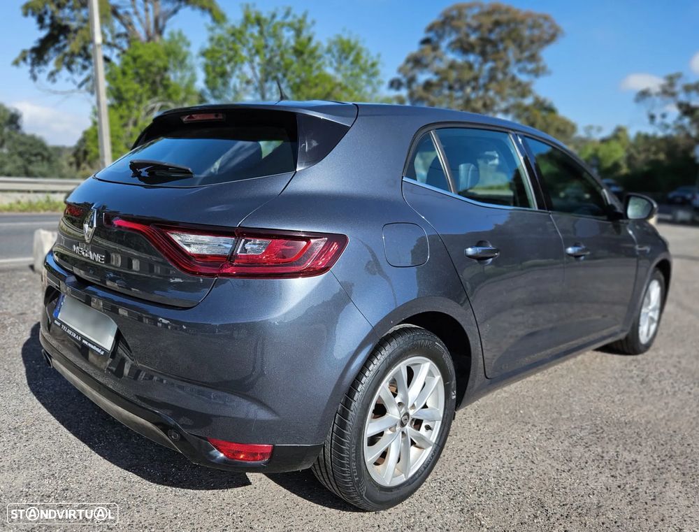 Renault Mégane 1.5 dCi Intens - 2