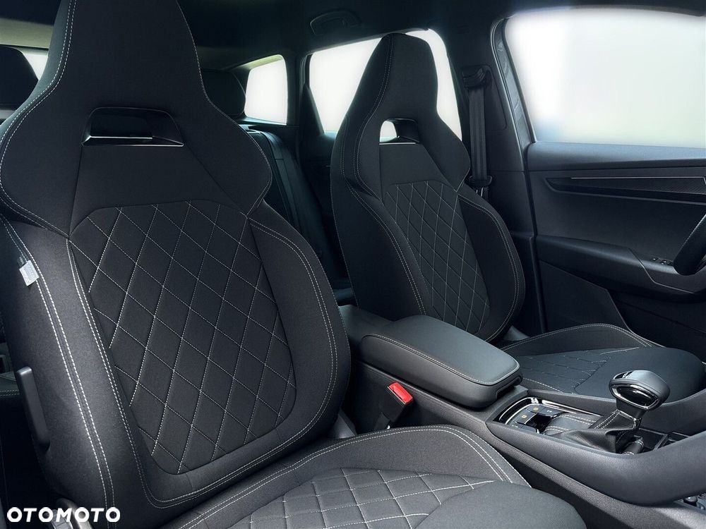 Skoda Karoq 1.5 TSI ACT Sportline DSG - 32