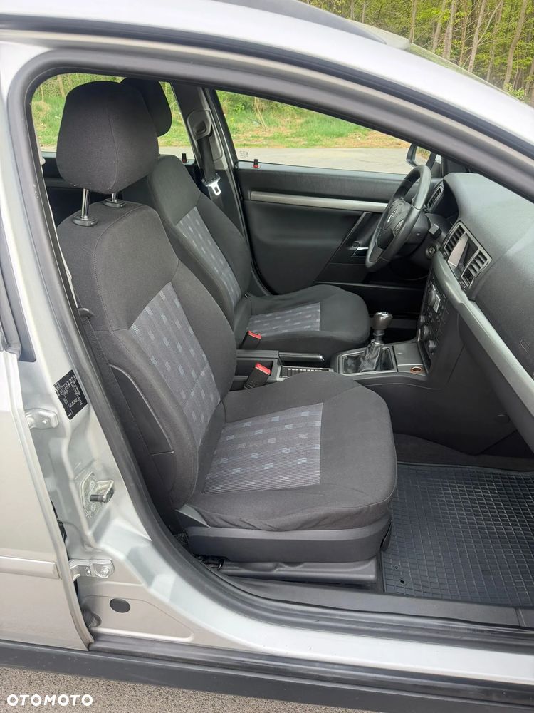 Opel Vectra 1.9 CDTI Cosmo - 11