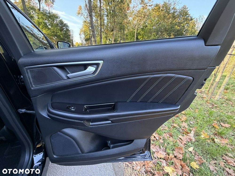 Ford Edge - 30