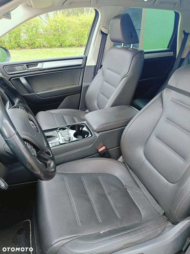 Volkswagen Touareg - 23