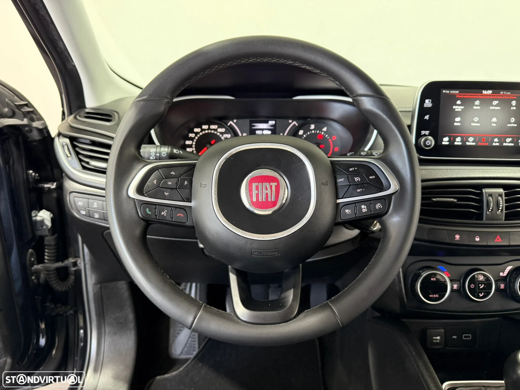 Fiat Tipo 1.3 M-Jet Lounge - 23