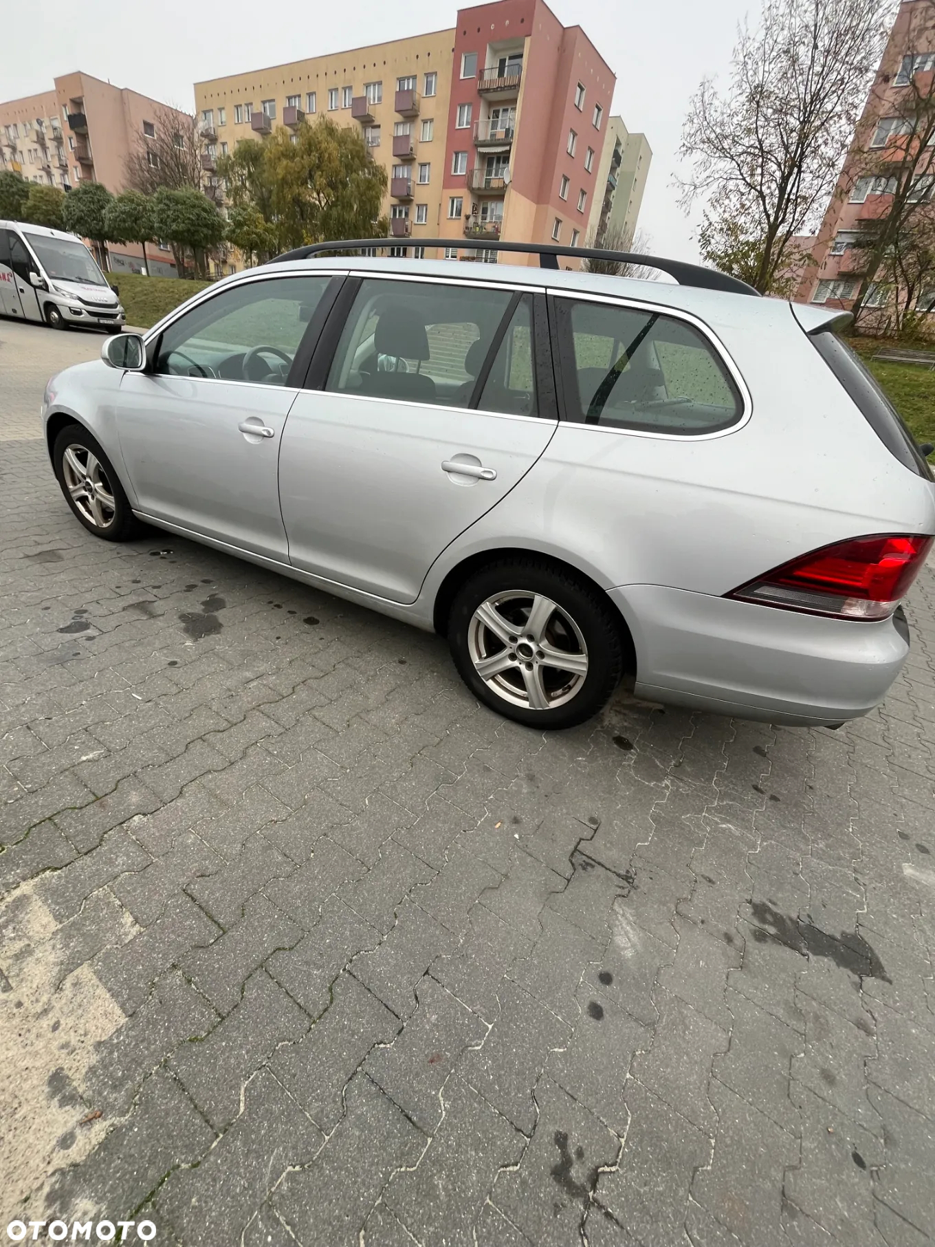 Volkswagen Golf VI 2.0 TDI Comfortline DSG - 3