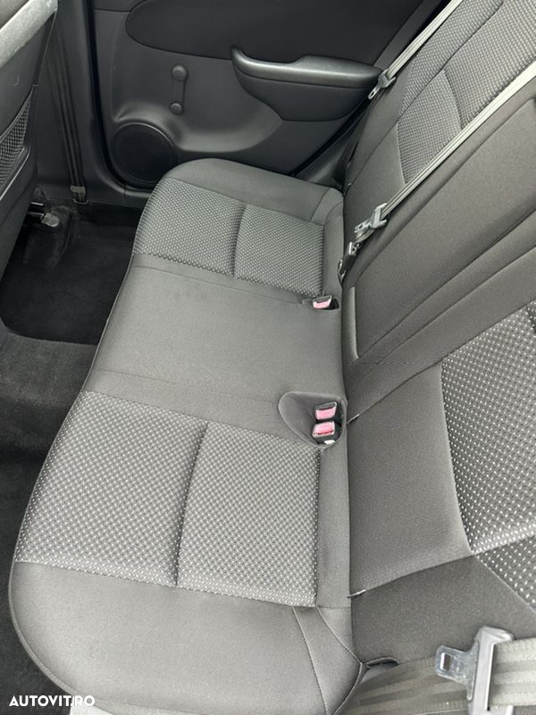 Hyundai i30 i30cw 1.4 Classic - 12