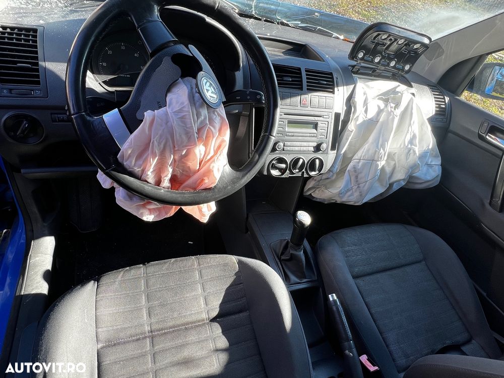 Volkswagen Polo - 10
