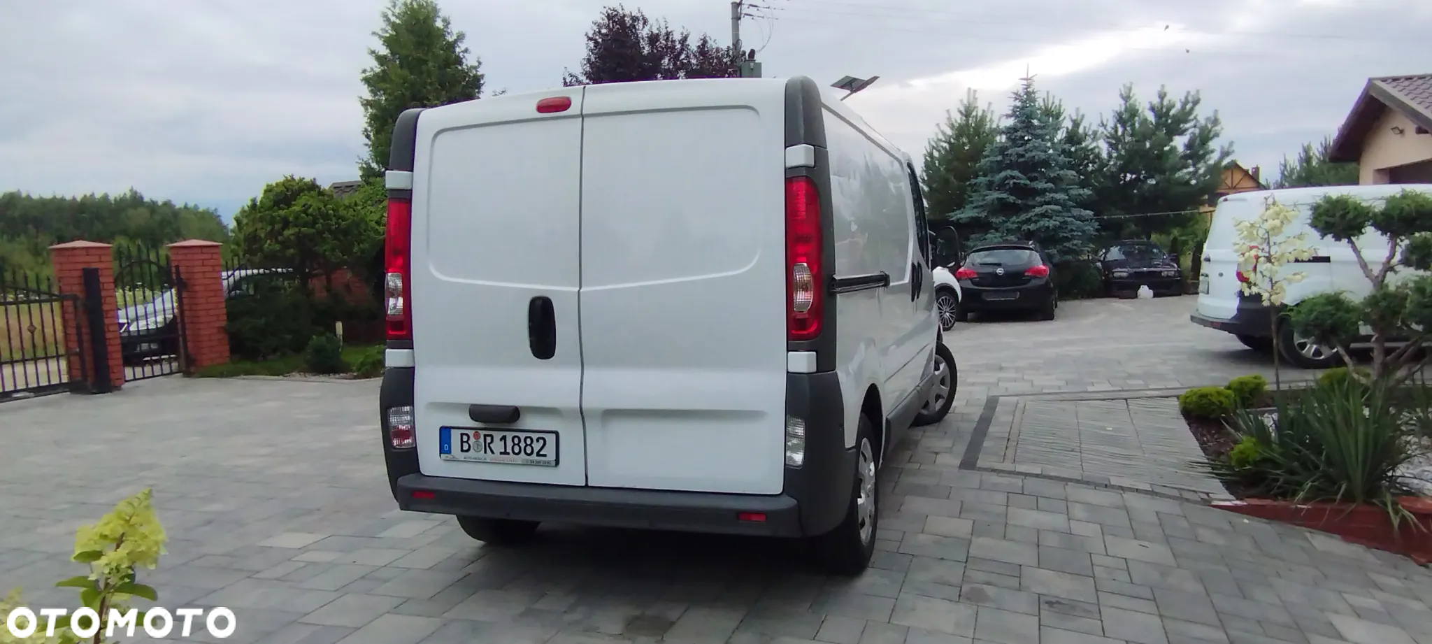 Renault Trafic - 15