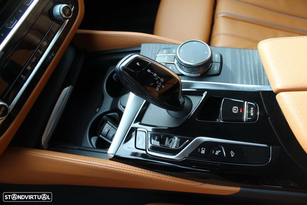 BMW 530 e Pack M - 21