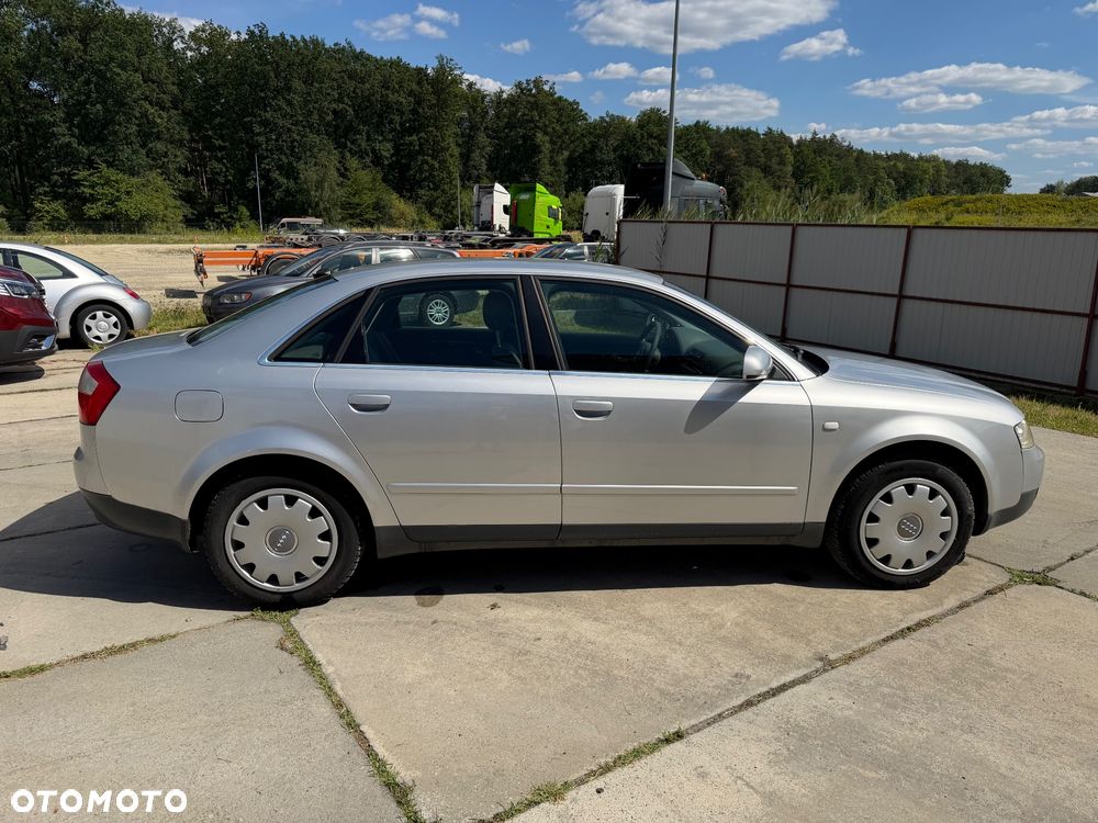 Audi A4 Limousine 2 - 5