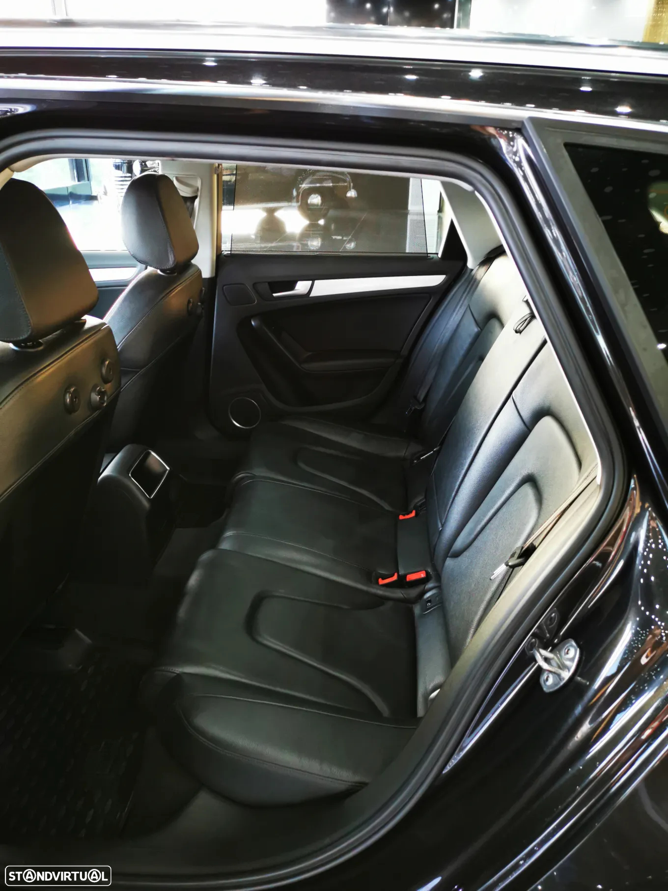 Audi A4 Avant 2.0 TDI Sport - 12