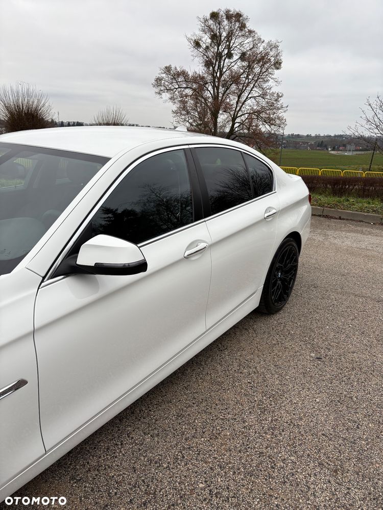 BMW Seria 5 518d - 6