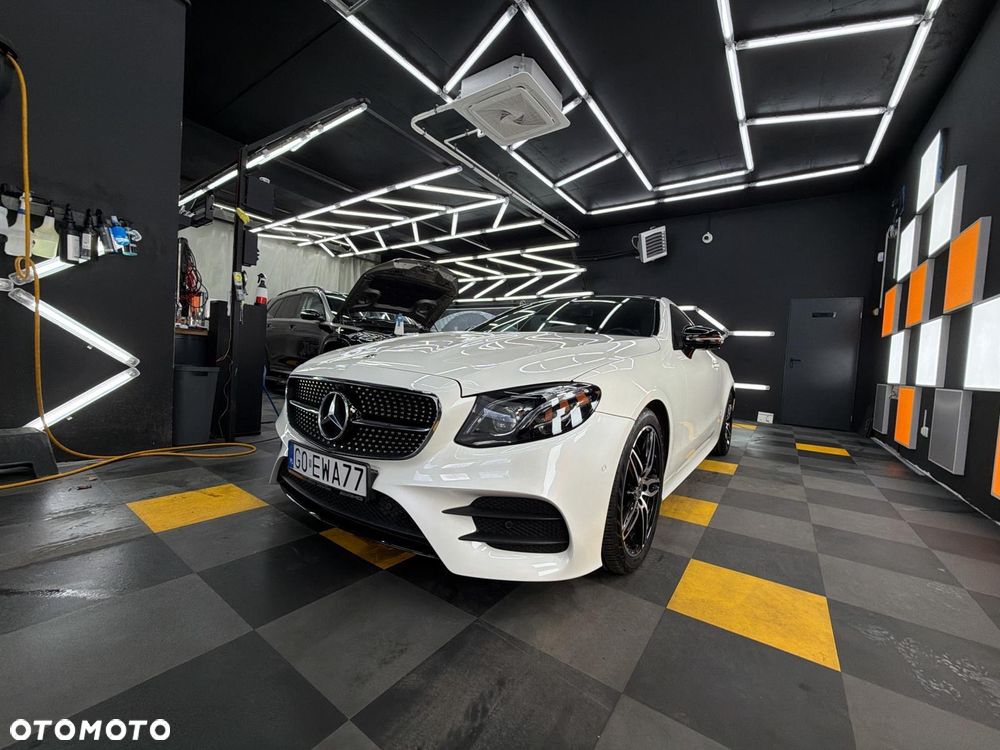 Mercedes-Benz Klasa E 200 9G-TRONIC - 11