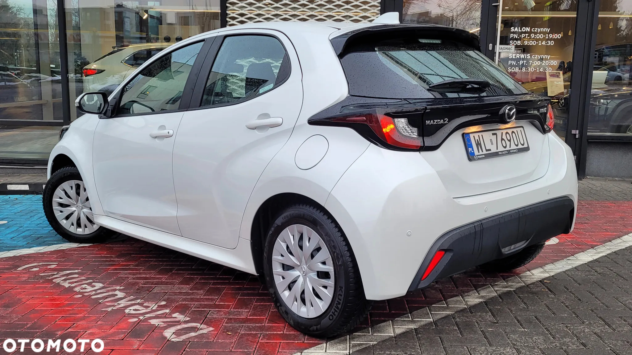 Mazda 2 - 3