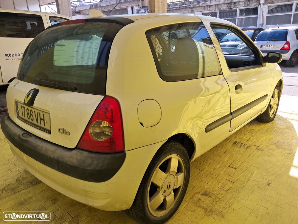 Renault Clio 1.5 dCi Dynamique - 2