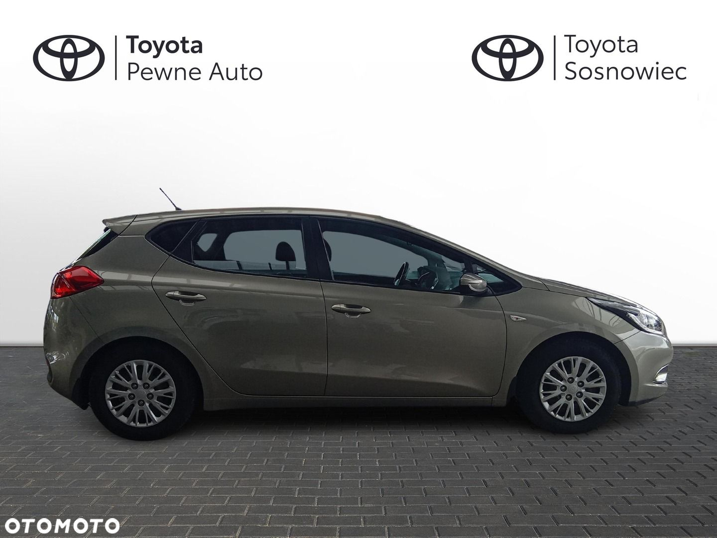 Kia Ceed - 8