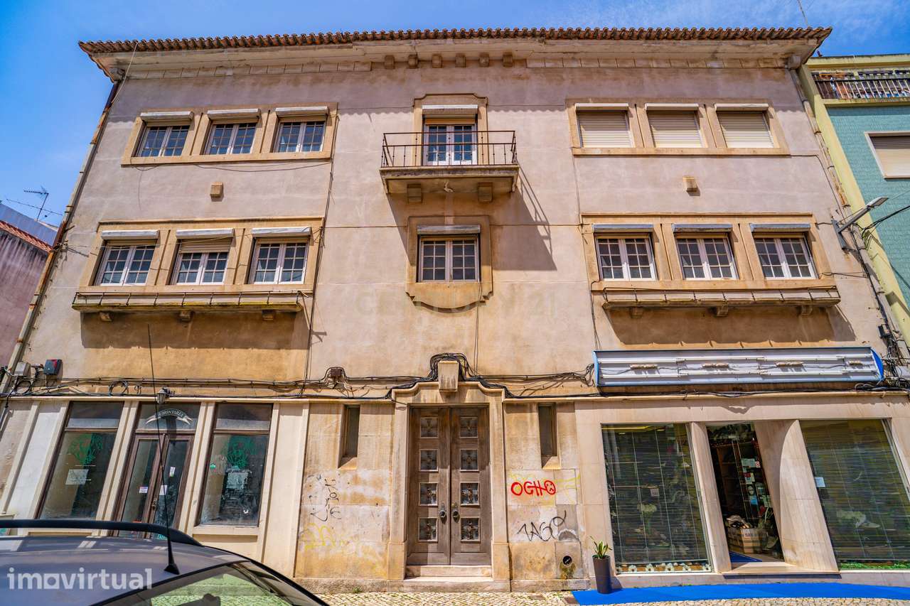 Apartamento T3 no centro das Caldas da Rainha - Grande imagem: 2/39